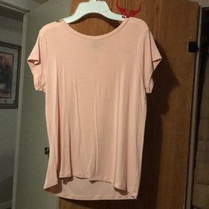 Basic pink scoop shirt